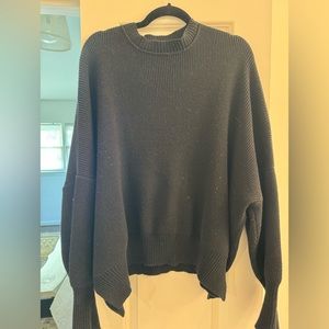 Black crew neck oversized sweater